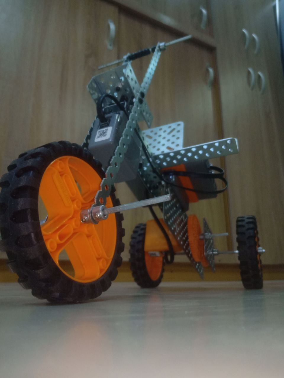 Crane robot - Avishkaar Project